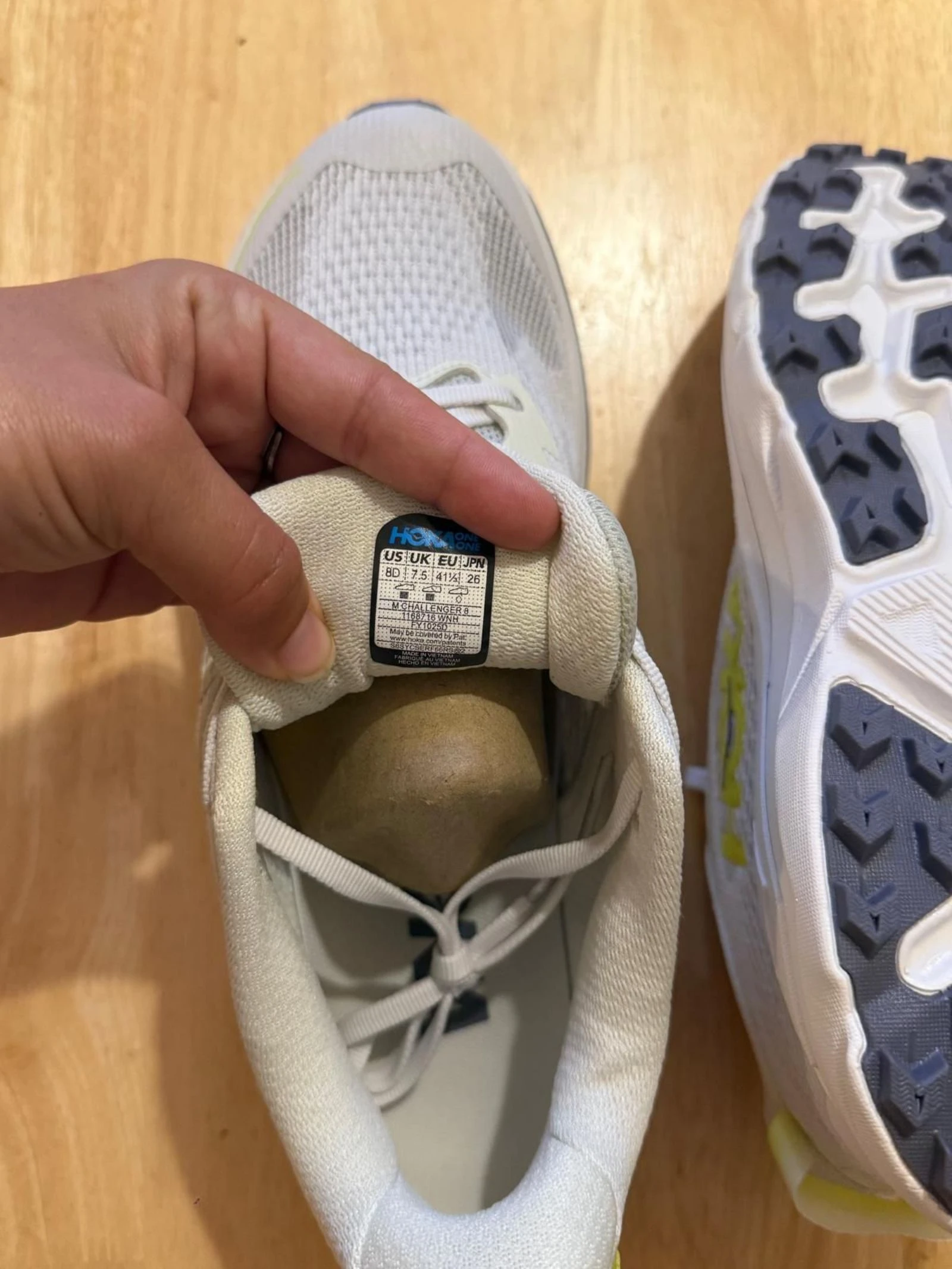 Hoka Challenger 8 Talla 41 1/3 – photo 5
